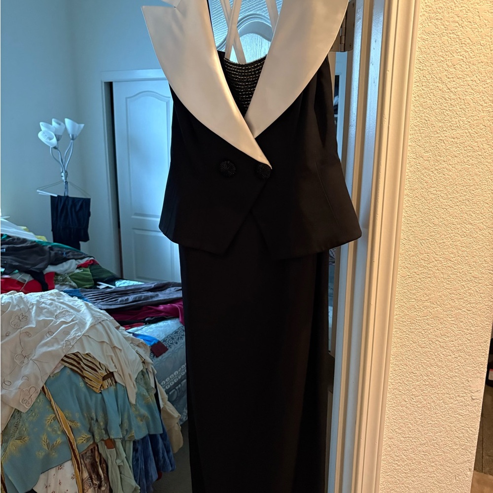 Miusol Black and White Strapless Dress